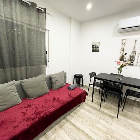 Apartments Near Metro Мадрид Экстерьер фото