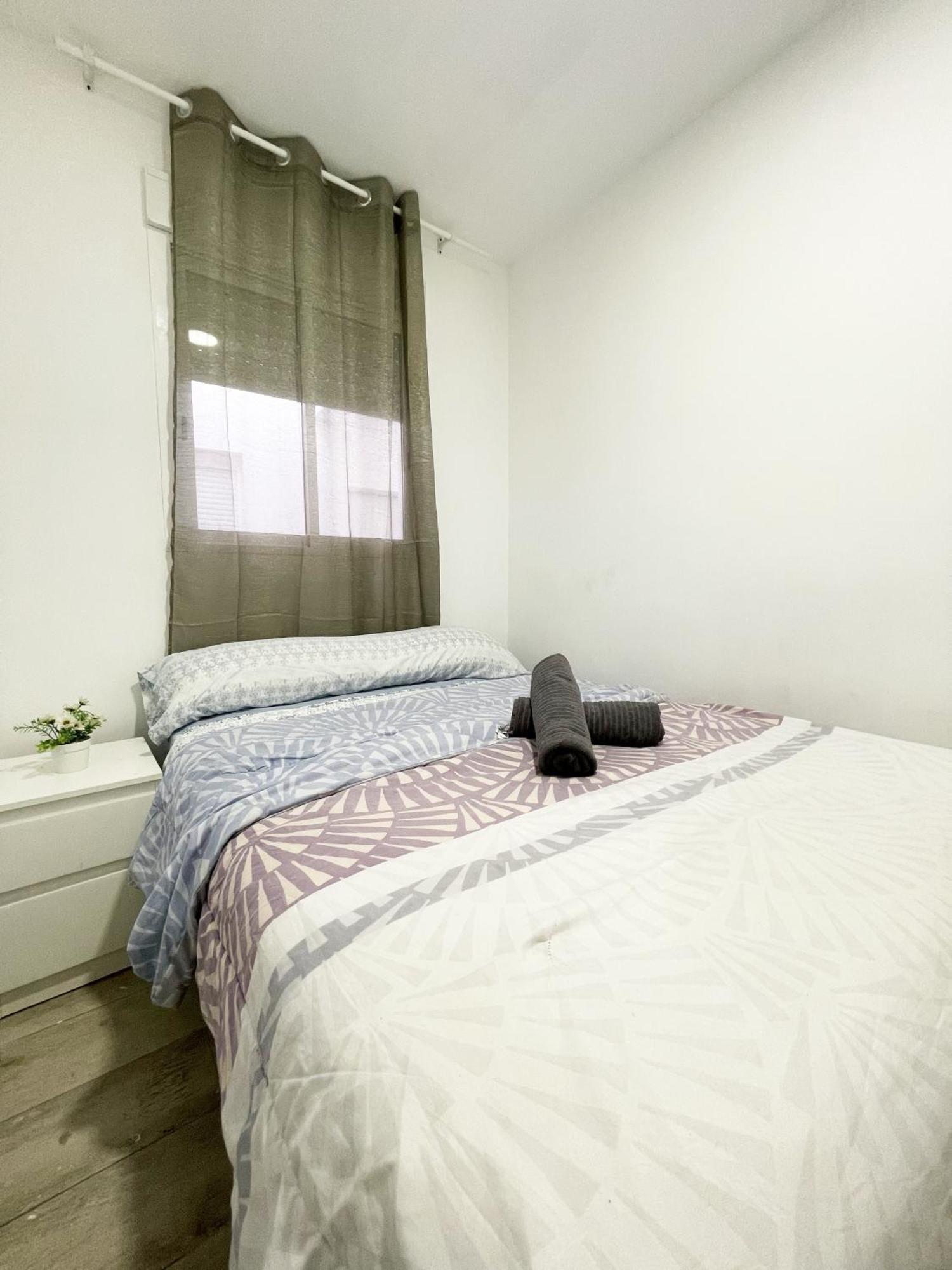 Apartments Near Metro Мадрид Экстерьер фото