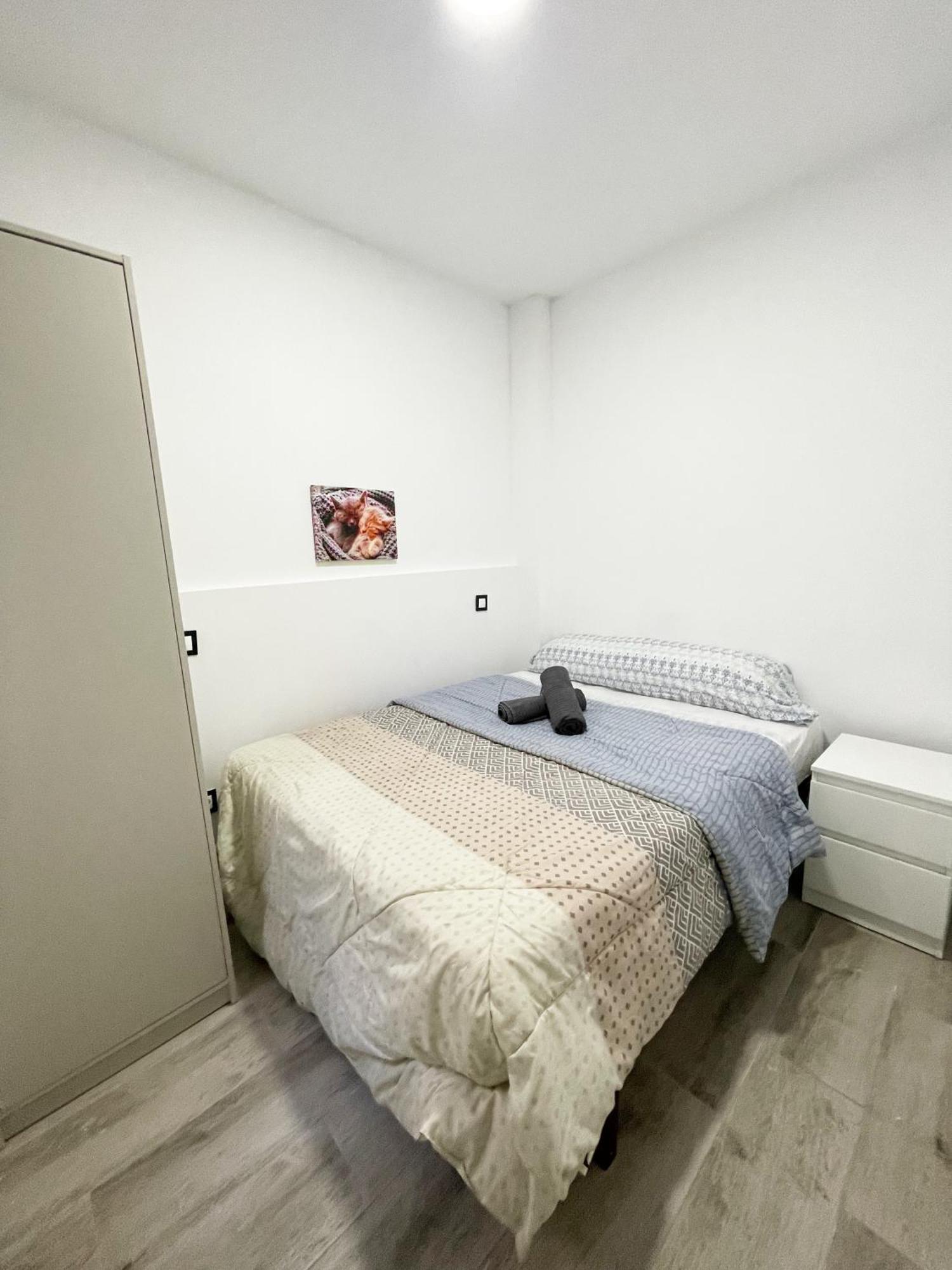 Apartments Near Metro Мадрид Экстерьер фото